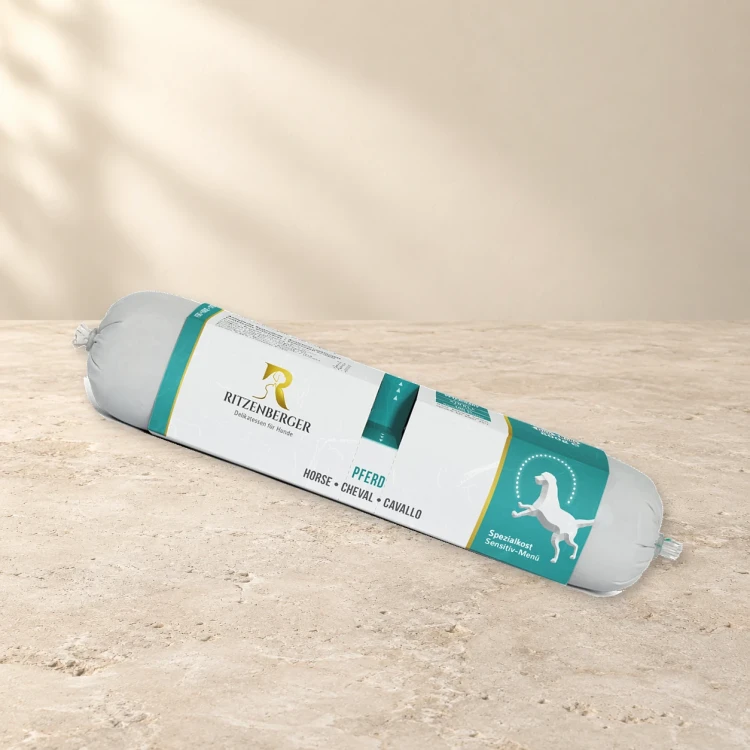 Ritzenberger Konina z ziemniakami Sensitiv Duo-Rolls 2 × 400 g – karma mokra dla psa — na jasnym tle