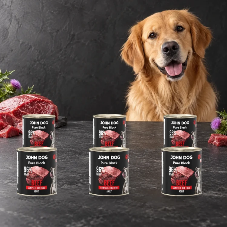 Zestaw 6 puszek karmy mokrej John Dog Wołowina Pure Black po 800 g obok psa