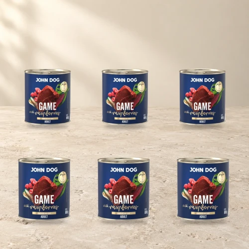 Zestaw 6 puszek karmy mokrej John Dog Dziczyzna z malinami Berry Line po 800 g na jasnym tle
