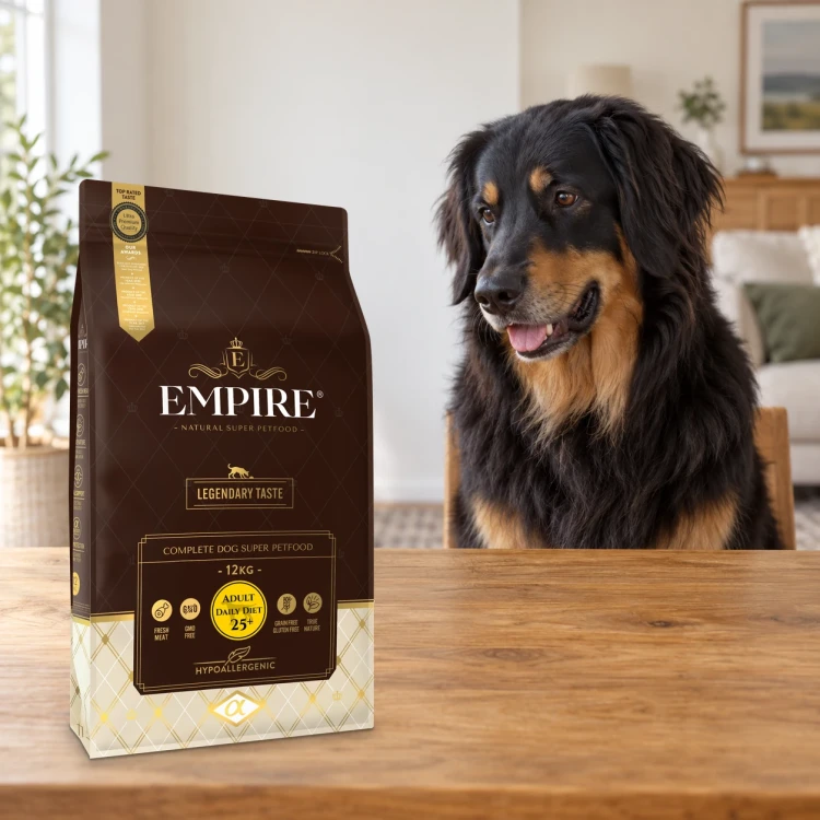 Worek karmy EMPIRE Legendary Taste Adult Daily Diet 25+ dla dużych psów 12 kg obok hovawarta w mieszkaniu