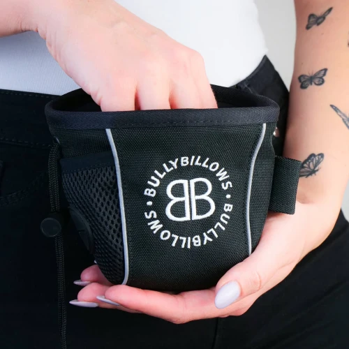 BullyBillows Premium Treat Pouch – czarna saszetka na przysmaki